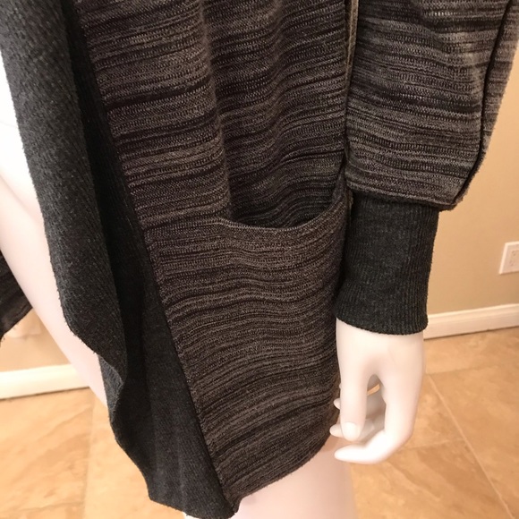 H by Halston Cardigan Sweater Womens Size M Open Front Deep Pockets Dark Grey - Picture 12 of 14